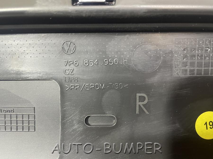 VW Touareg 2011- Накладка двери задней правой Новая 7P6854950H